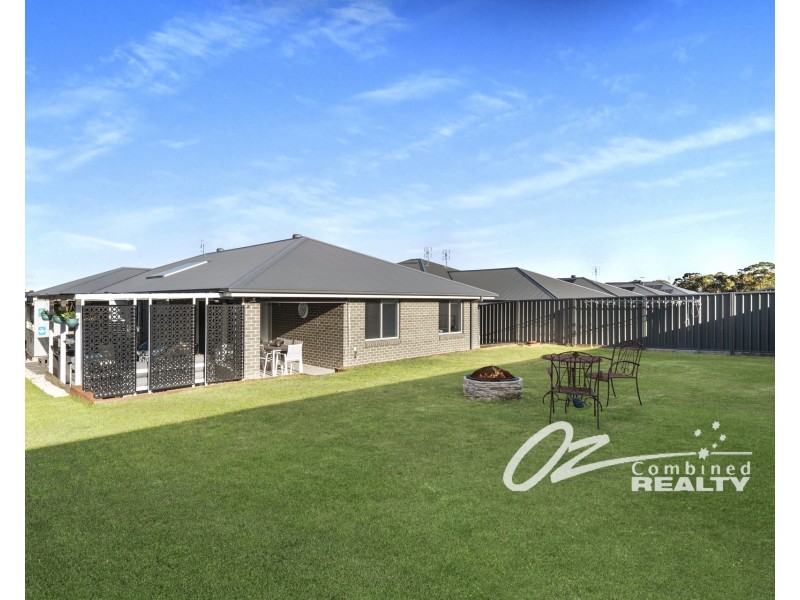 14 Bexhill Avenue, Sussex Inlet NSW 2540