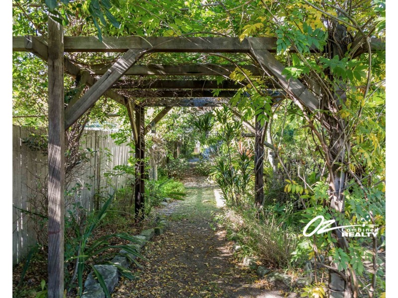 7 Flora Street, Sanctuary Point NSW 2540