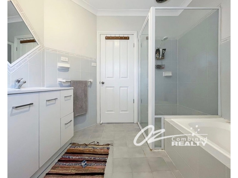 23 Cammaray Drive, St Georges Basin NSW 2540