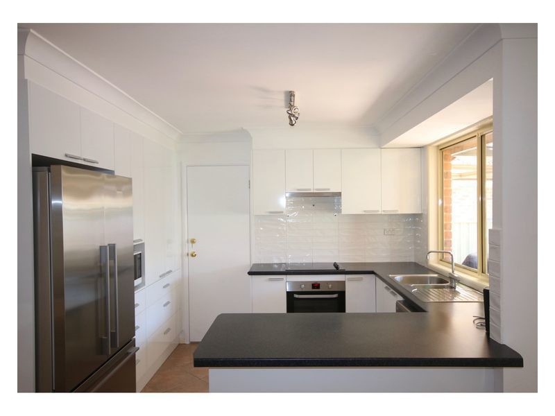 22 Truscott Avenue, Sanctuary Point NSW 2540