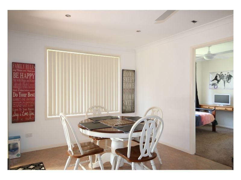 22 Truscott Avenue, Sanctuary Point NSW 2540