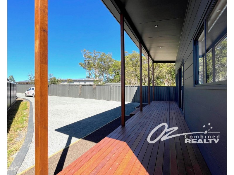A/8 Wullun Close, Sanctuary Point NSW 2540