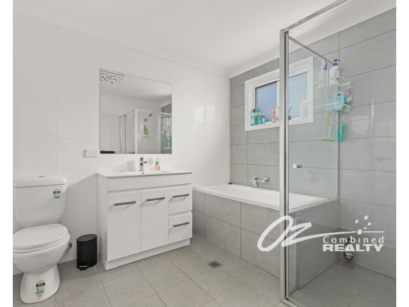 3/200 Macleans Point Road, Sanctuary Point NSW 2540