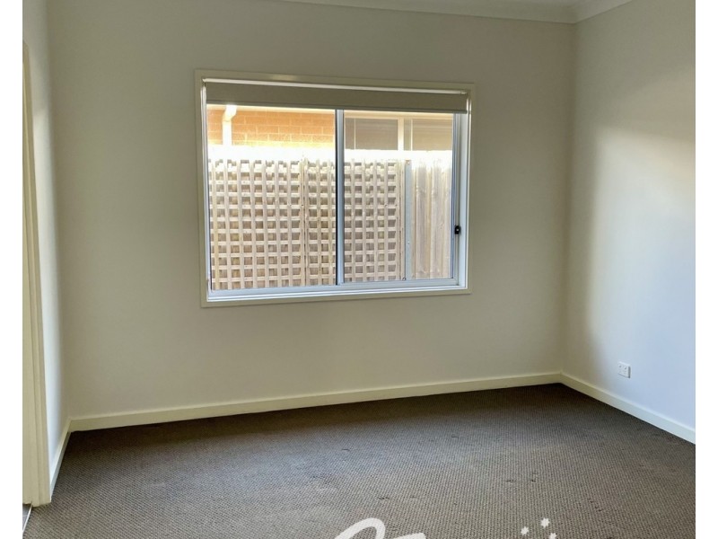 8 Bayswood Avenue, Vincentia NSW 2540