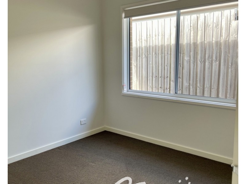 8 Bayswood Avenue, Vincentia NSW 2540