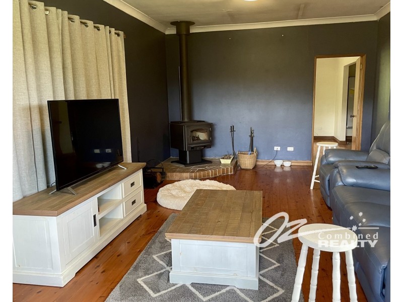 16 Fairfax Road, Woollamia NSW 2540