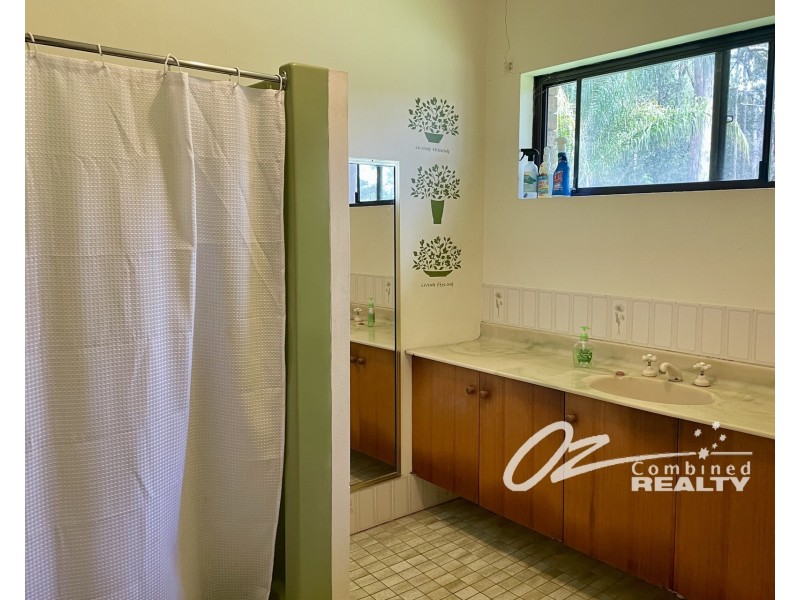 16 Fairfax Road, Woollamia NSW 2540