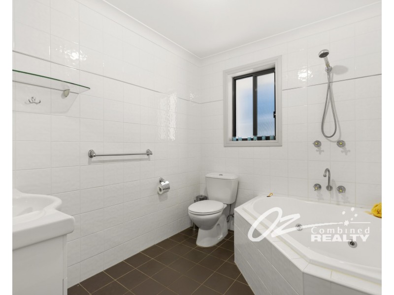 42B Waldergrave Crescent, Vincentia NSW 2540