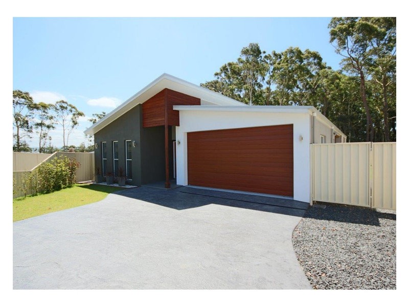 6A Waxberry Place, Sanctuary Point NSW 2540