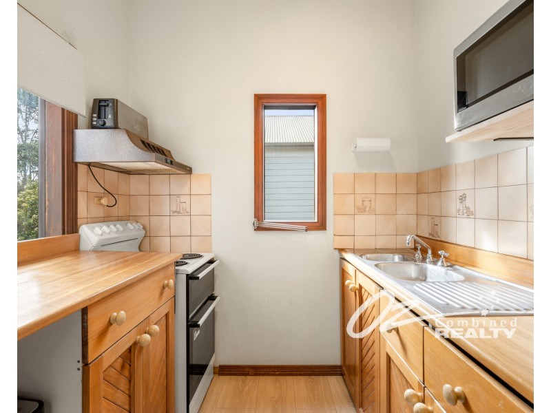 72 Hawke Street, Huskisson NSW 2540
