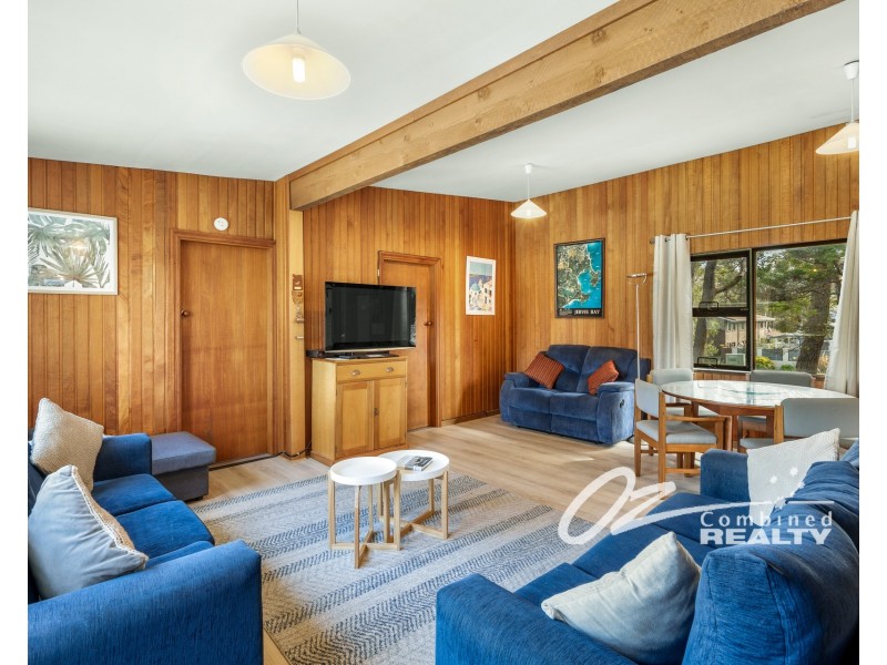 72 Hawke Street, Huskisson NSW 2540