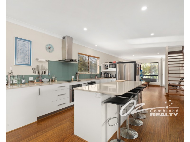 5 Caulfield Parade, Old Erowal Bay NSW 2540