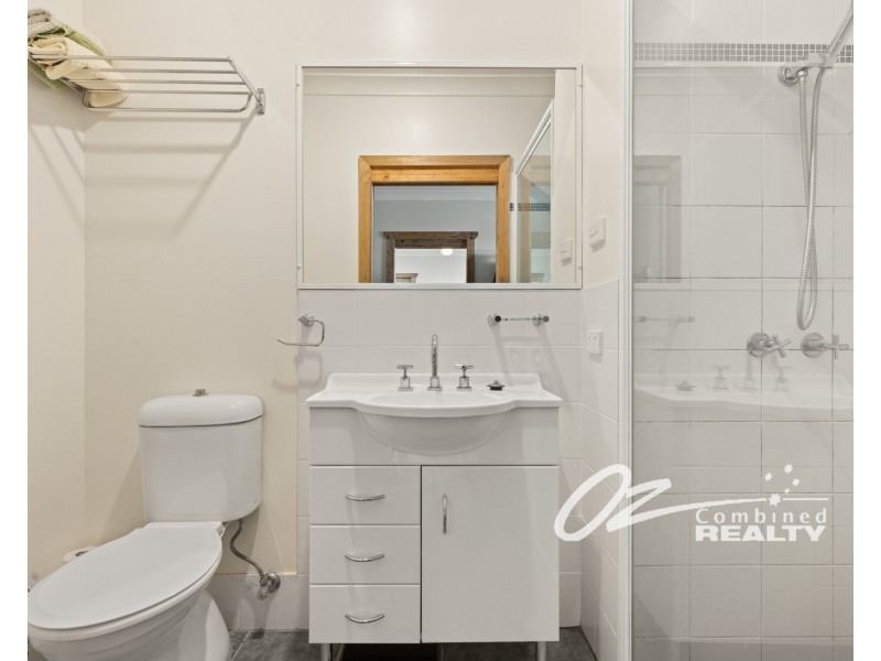 5 Caulfield Parade, Old Erowal Bay NSW 2540