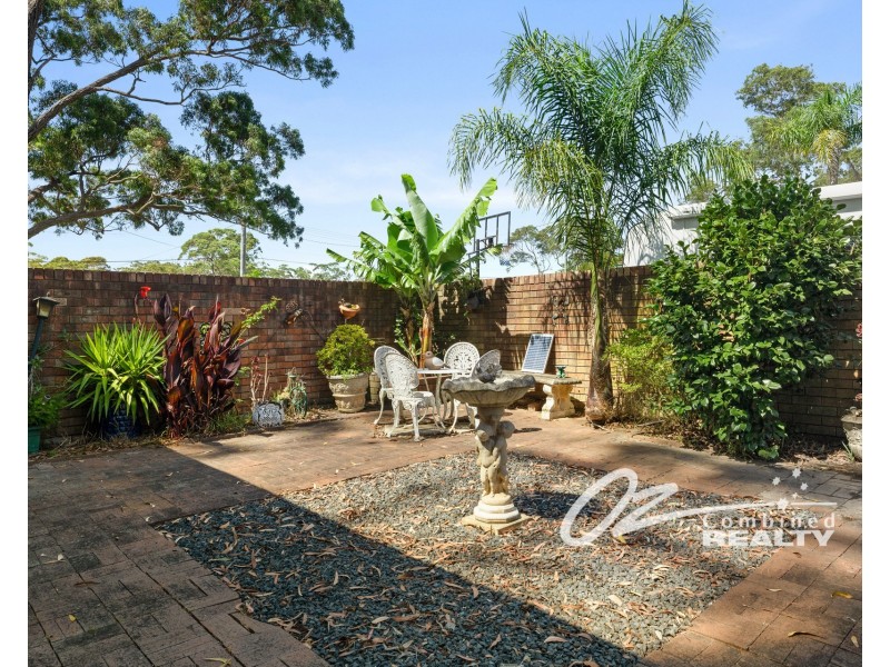 27 Roberts Street, Old Erowal Bay NSW 2540