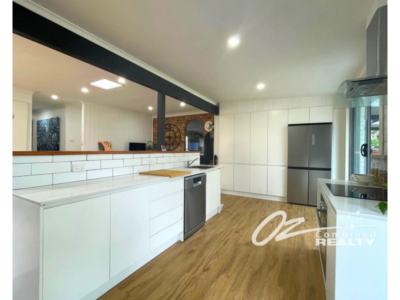 70 Waratah Crescent, Sanctuary Point NSW 2540