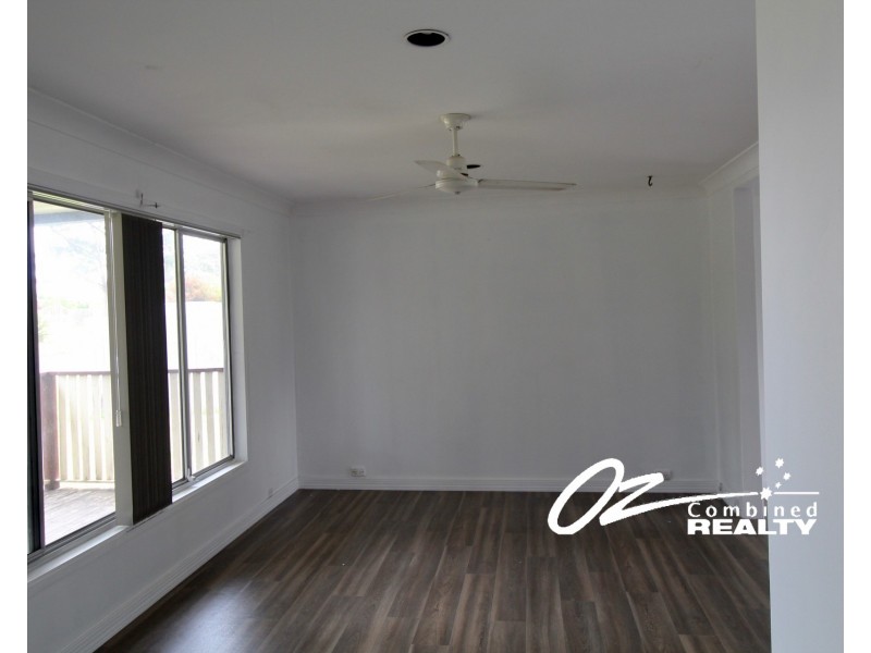 1 Roberts Street, Old Erowal Bay NSW 2540