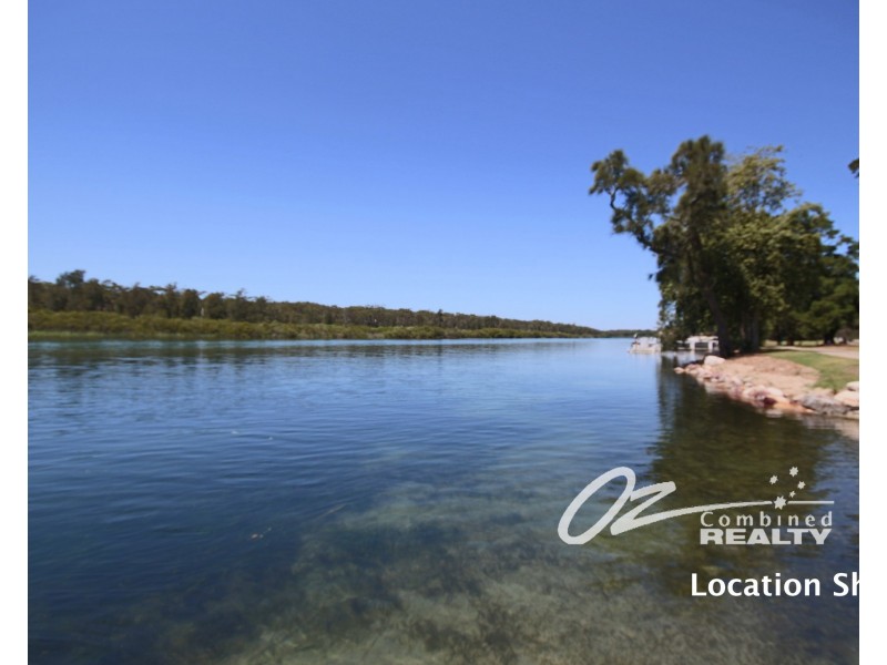 A&B/10 Lancing Avenue, Sussex Inlet NSW 2540