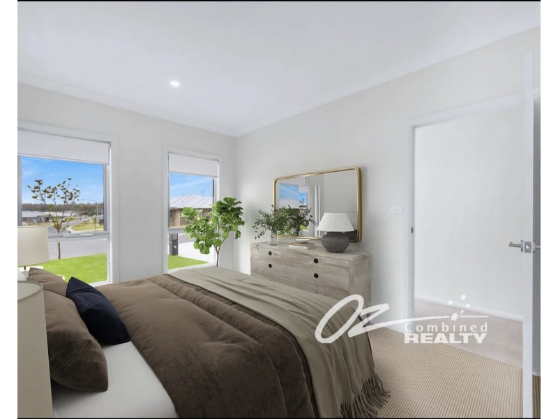 A&B/10 Lancing Avenue, Sussex Inlet NSW 2540
