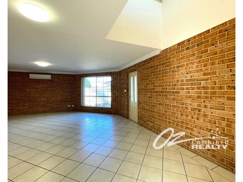 2/11 Leumeah Street, Sanctuary Point NSW 2540