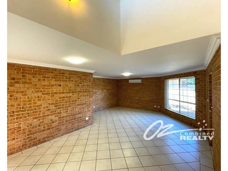 2/11 Leumeah Street, Sanctuary Point NSW 2540