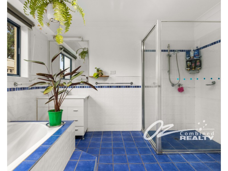 6 Elanora Parade, Basin View NSW 2540