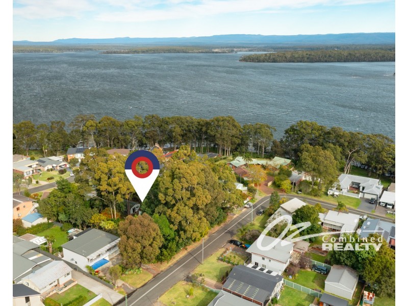 39 Lachlan Crescent, St Georges Basin NSW 2540