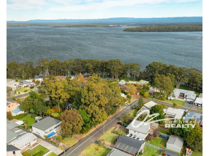 39 Lachlan Crescent, St Georges Basin NSW 2540