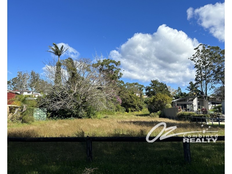 31 Fairview Crescent, Sussex Inlet NSW 2540