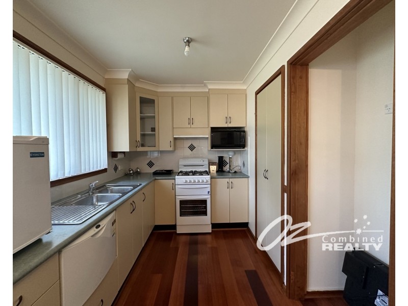 1 Tasman Road, St Georges Basin NSW 2540