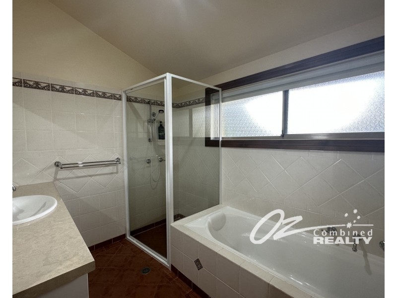 1 Tasman Road, St Georges Basin NSW 2540