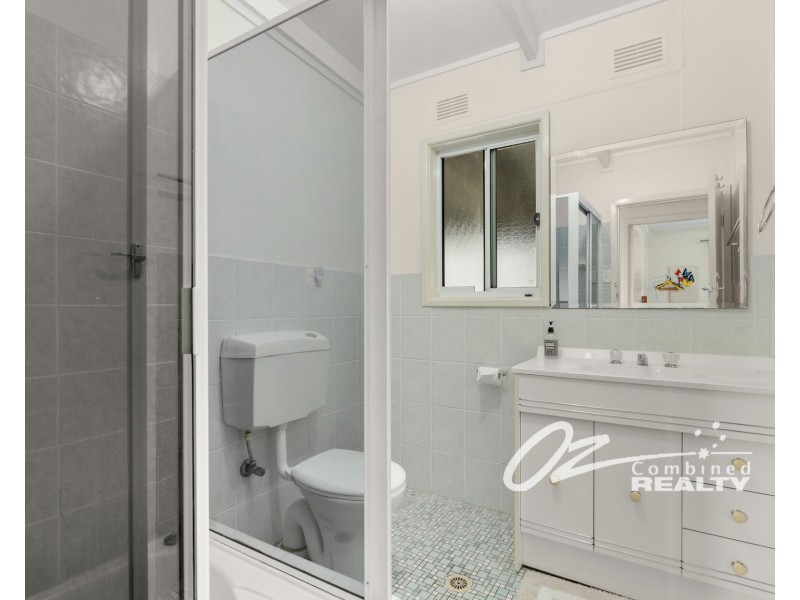 63 Walmer Avenue, Sanctuary Point NSW 2540