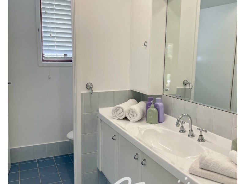 21 Edendale Street, Woollamia NSW 2540