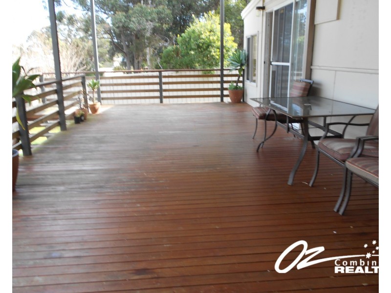 2 Bruce Street, St Georges Basin NSW 2540
