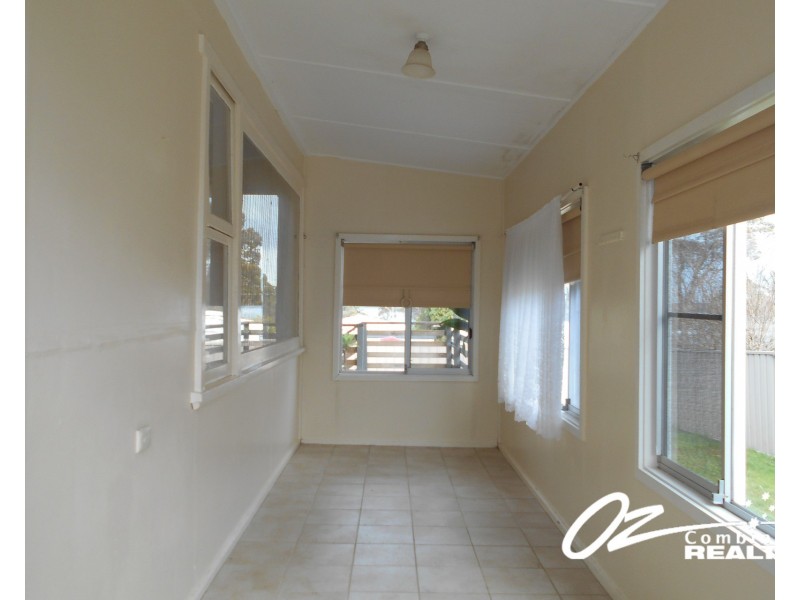 2 Bruce Street, St Georges Basin NSW 2540