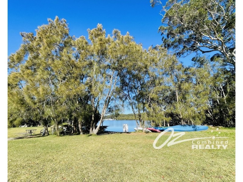 43 Edendale Street, Woollamia NSW 2540