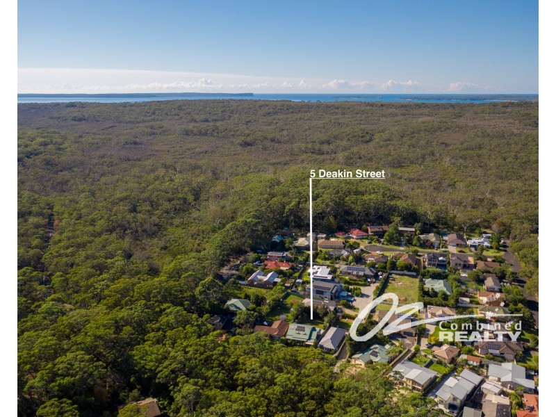 5 Deakin Street, Wrights Beach NSW 2540