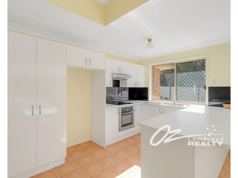 2/35 Duncan Street, Huskisson NSW 2540