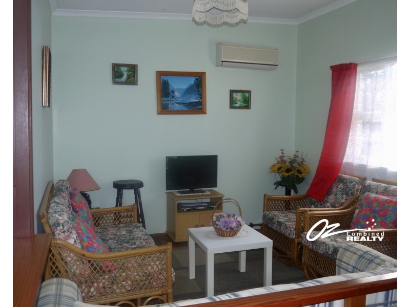 27 Tasman Road, St Georges Basin NSW 2540