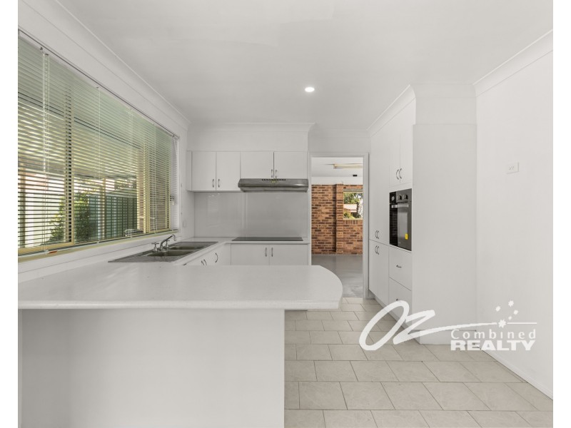 62 Waratah Crescent, Sanctuary Point NSW 2540