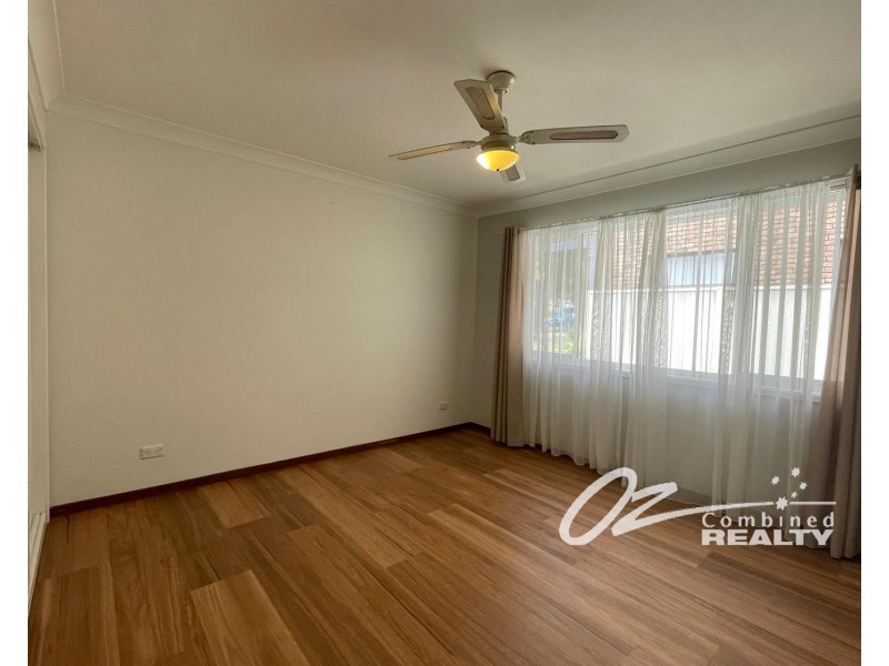 17 Macleans Point Road, Sanctuary Point NSW 2540