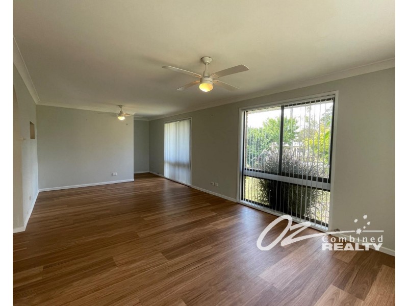 17 Macleans Point Road, Sanctuary Point NSW 2540