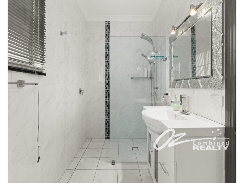 5 Ellmoos Avenue, Sussex Inlet NSW 2540