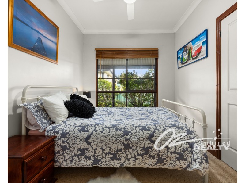 5 Ellmoos Avenue, Sussex Inlet NSW 2540