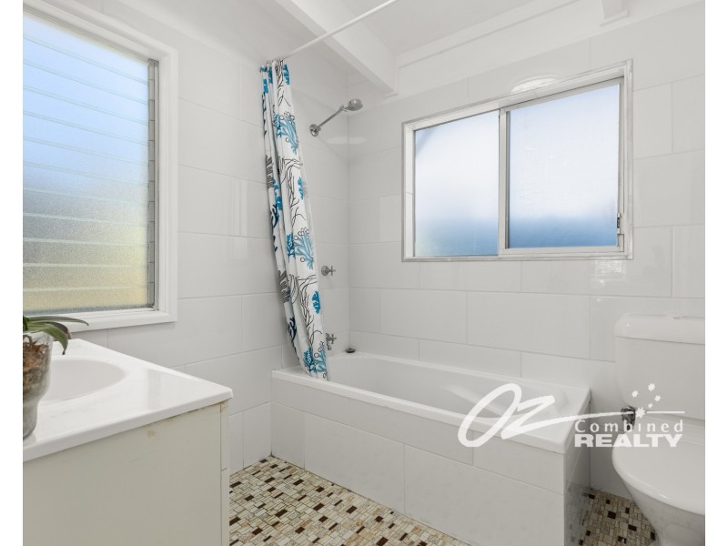 10 Albion Street, Sanctuary Point NSW 2540