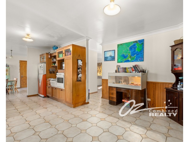 84 Tallyan Point Road, Basin View NSW 2540