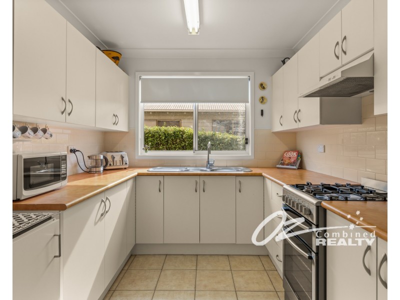 10 Salinas Street, Sanctuary Point NSW 2540