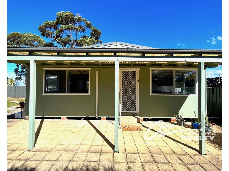 77 Basin View Parade, Basin View NSW 2540