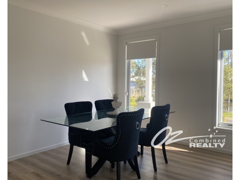 6 Coaster Circuit, Vincentia NSW 2540