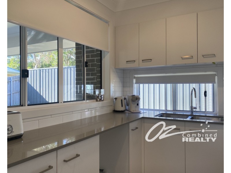 6 Coaster Circuit, Vincentia NSW 2540