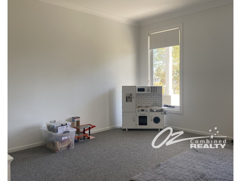 6 Coaster Circuit, Vincentia NSW 2540